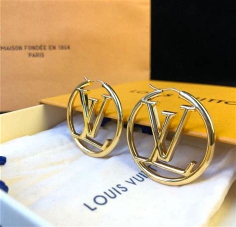 Unboxing and Reviewing $25 Louis Vuitton Earrings from DHgate.